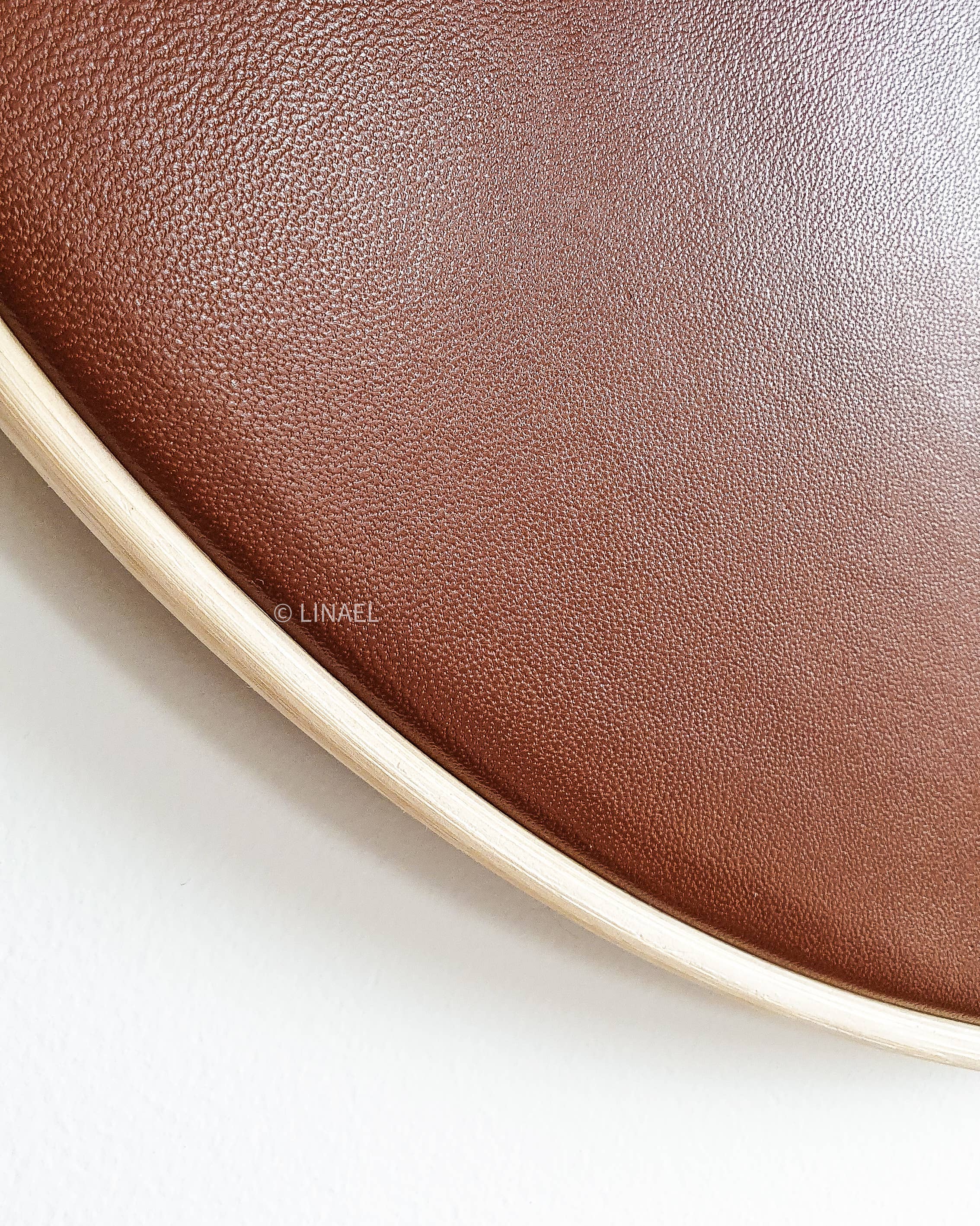 Linael - Venta al por mayor Relojes de pared - Reloj de pared grande de cuero color marrón coñac4