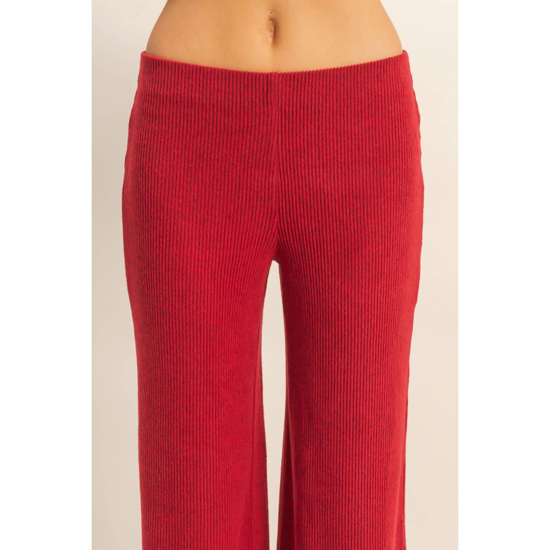 HYFVE – Großhandel Hose – Damen – Essentielle Strick-Schlaghose16