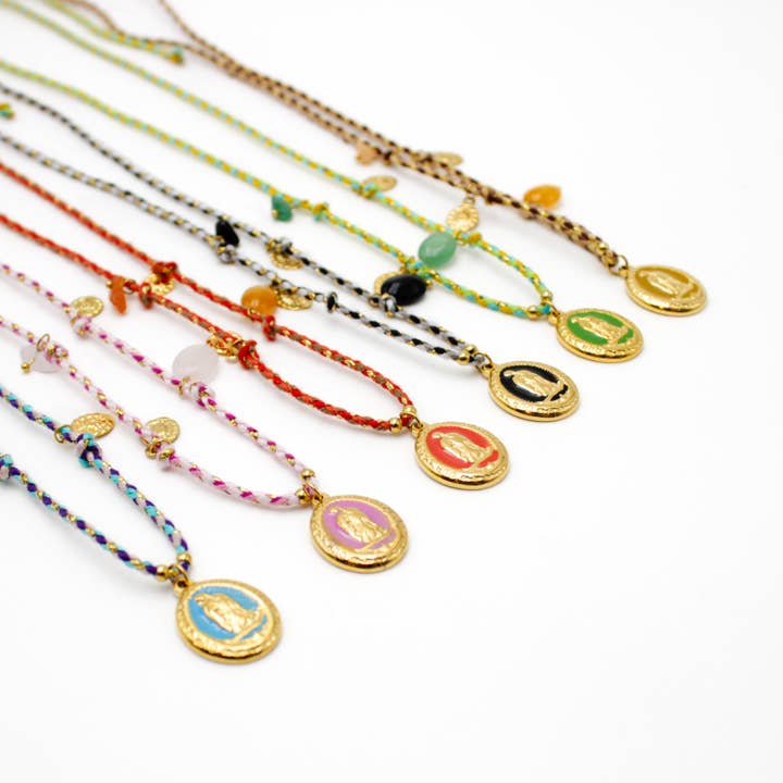 Colliers Cordons Madones - JULIE pour la vente par L'Atelier des Dames