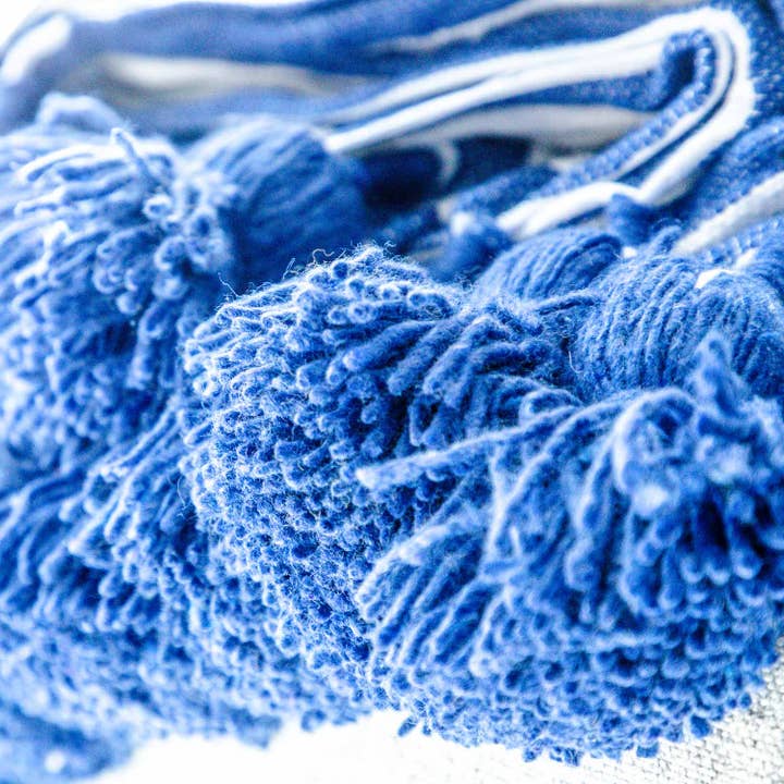 My artisans - Wholesale Throw Blanket - Pom Pom Wool Throw Blanket – Handwoven Moroccan Blanket