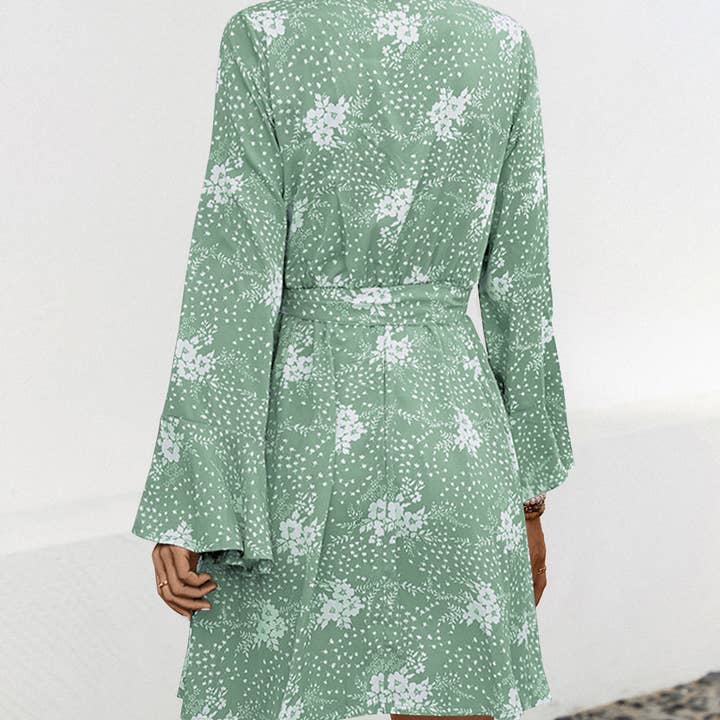 Lily Clothing - Wholesale Dress - Women's - Flared sleeve V-neck printed long-sleeved dress6