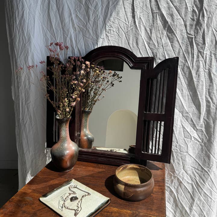 Transparent Mini vintage glass soliflore vase with round belly H12.5 for wholesale on Faire4