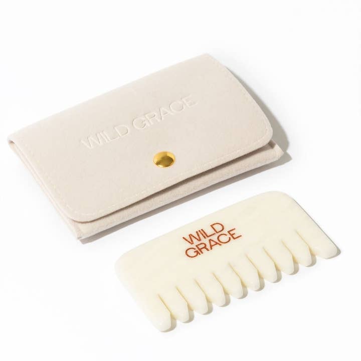 Krystal Kam af Hvid Jade for engroshandel hos WILD GRACE