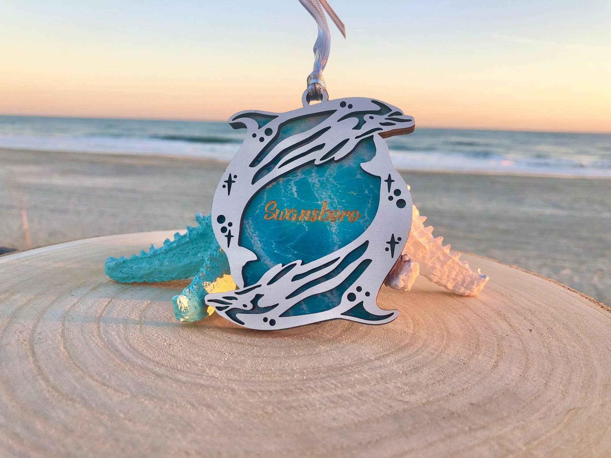 Wackadoodles - Wholesale Ornament - Customizable Dolphin Ocean Ornament2