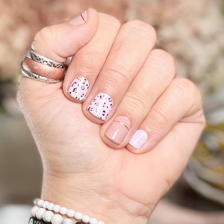 Ivy & Ash - Wholesale Nail Art/Decal - Luxe Leopard | Mauve Pink Animal Print Nail Art Nail Wrap1