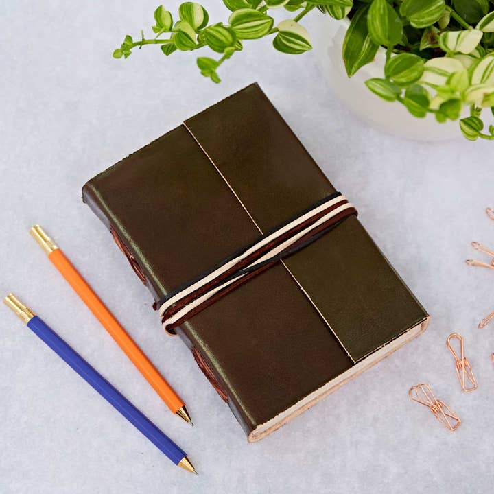 The Paper High Gift Company Limited – Großhandel Tagebuch – Notizbuch aus farbigem Leder mit String