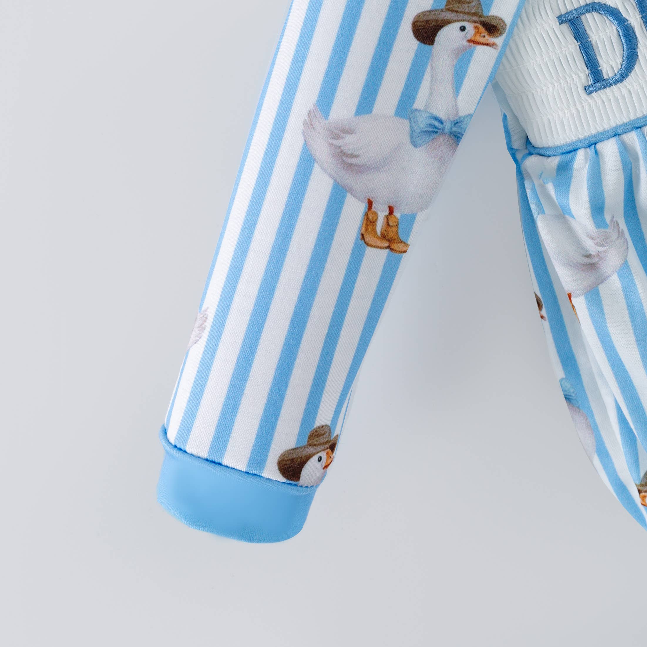 Auraquise - Wholesale Clothing Set - Baby - Kids Custom Name Gilly Goose Embroidery Smocks Sibling Clothes5