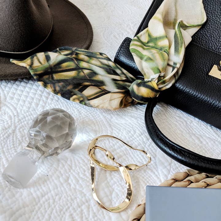 Beach Grass firkantet silketørklæde for engroshandel hos MARIA.