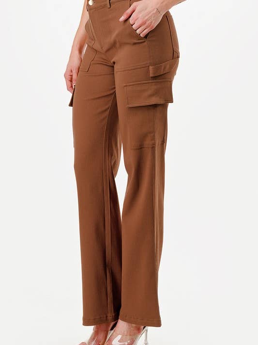 Pantalon cargo à jambes larges A21096 pour la vente par April Moon