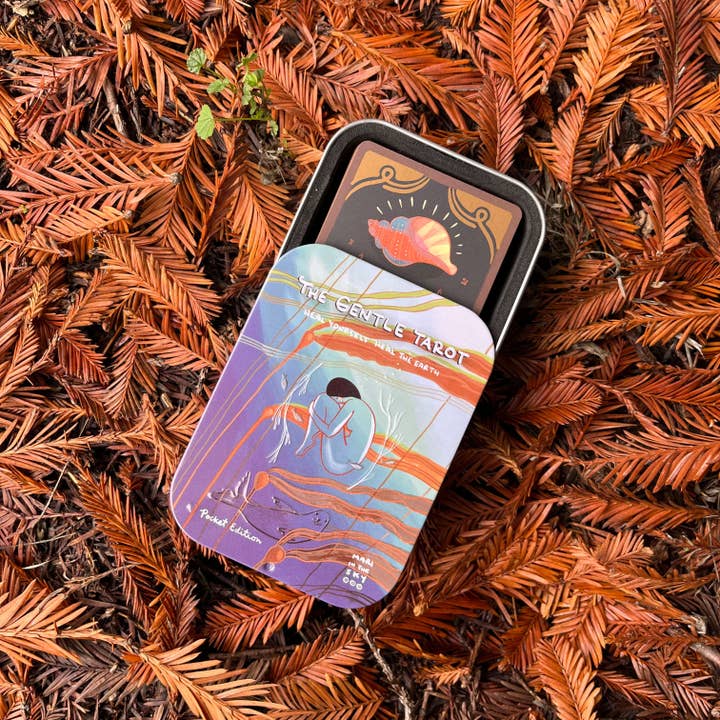 The Gentle Tarot - Wholesale Tarot Cards - The Gentle Tarot Pocket Deck2