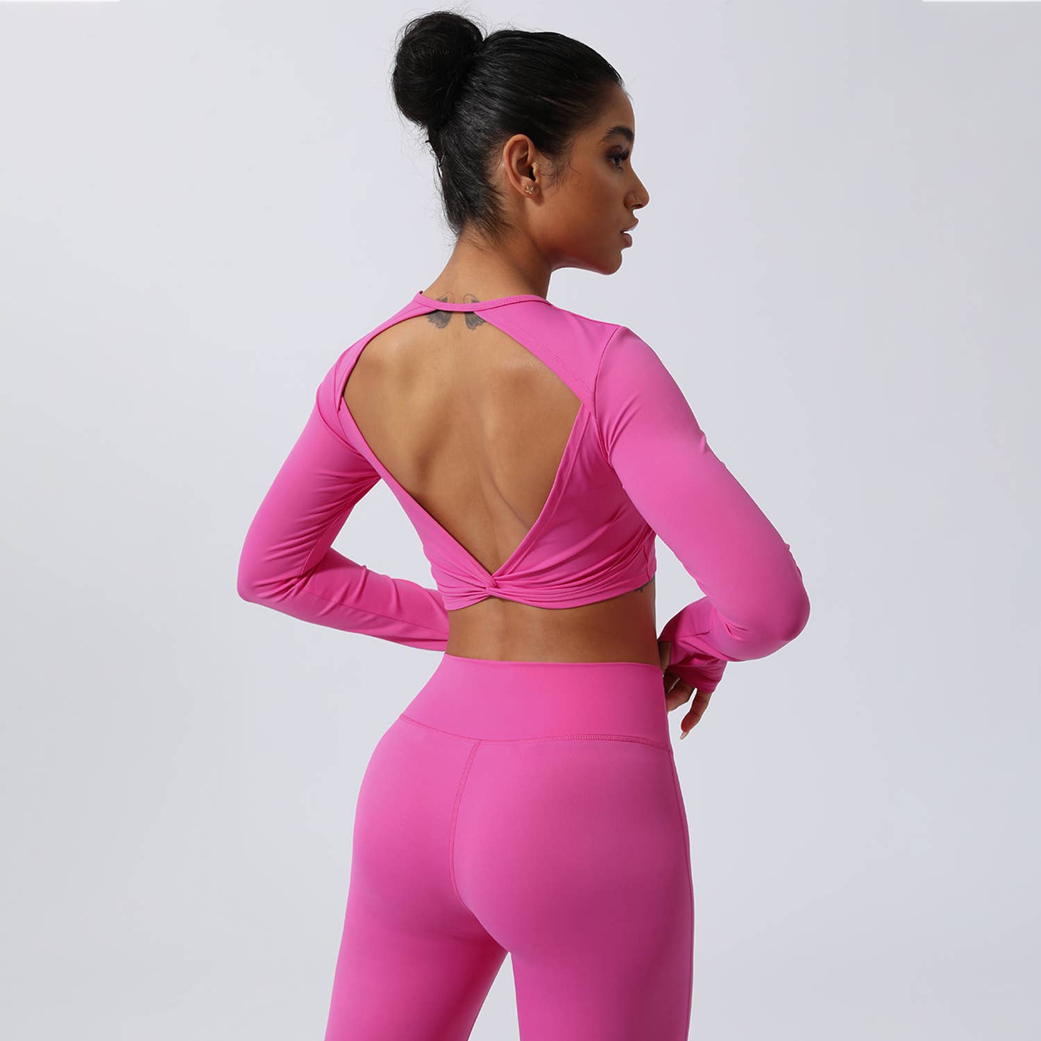 Sodalemon - Wholesale Athletic top – Women′s - Women Back Twist Sport Crop Long Sleeve Shirt10