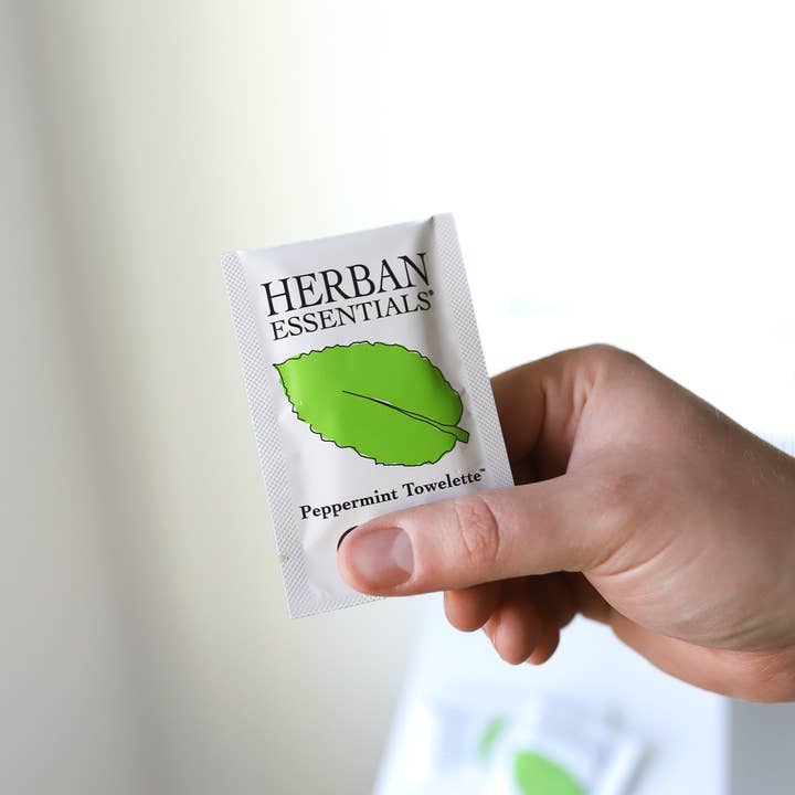 Herban Essentials - Wholesale Essential Oil - Peppermint Towelettes - 20 Individual Essential Oil Wipes