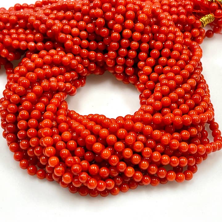 Brin de perles rondes lisses en corail rouge de 3 mm pour la vente par TRIVENI USA INC