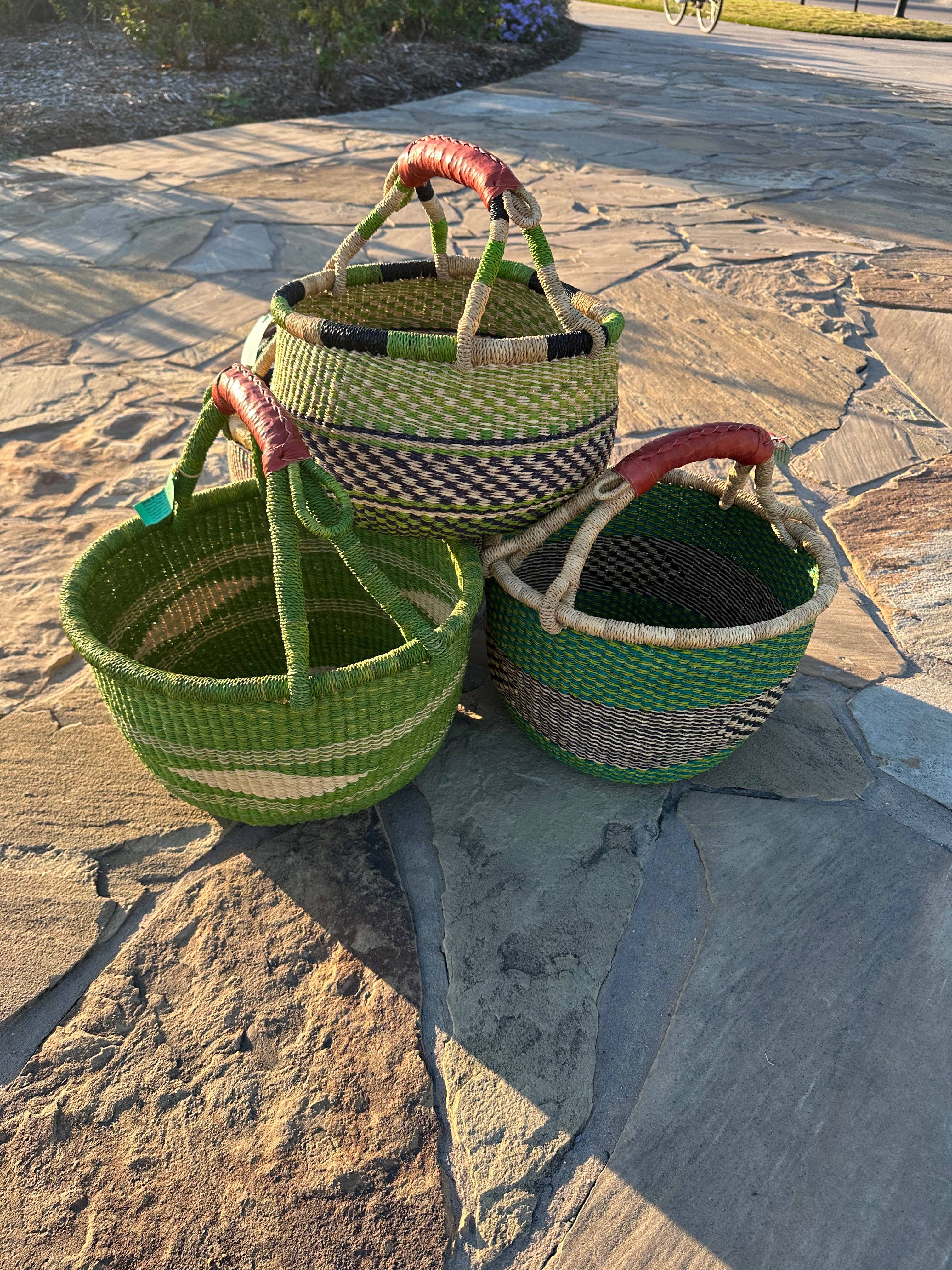 The African Home Goods - Wholesale Basket - Round Bolga Market Basket w/ Leather Wrapped Handle - Green Assorted 1 EA12