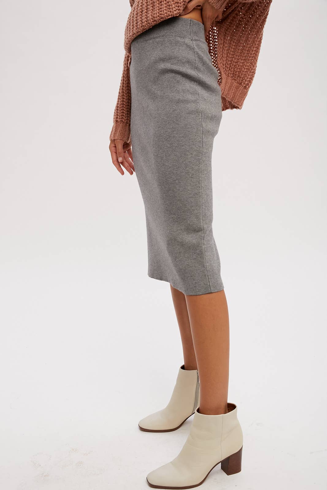 Bluivy - Wholesale Skirt - Women's - H LINE MIDI SWEATER SKIRT13