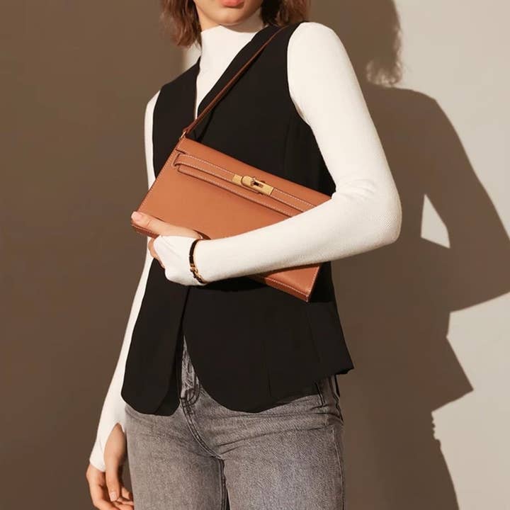 Sook Stainable – wholesale Axelremsväska – Dam – Äkta läder kuvert axelväska med metallförslutning9