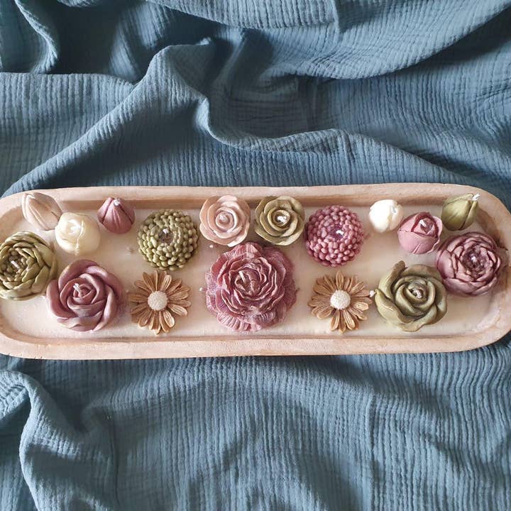 Botanical Garden Candle: Handcrafted Floral Wax Art for wholesale by Eco Candle Lights