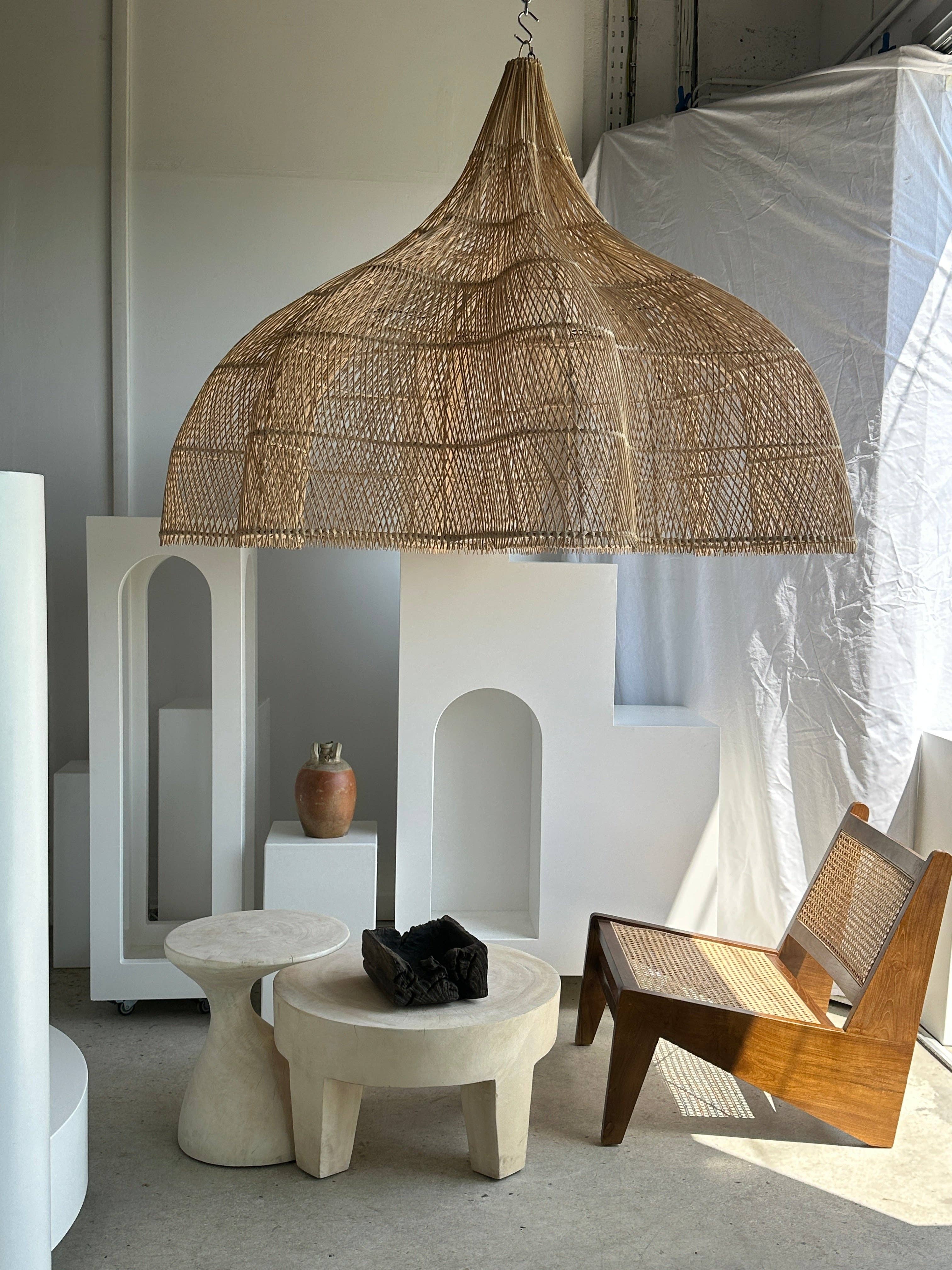 Office Objets - Wholesale Chandelier/Hanging Light - Immense rattan suspension in the shape of a flower, tulip, corolla H:1m; D:1m50104