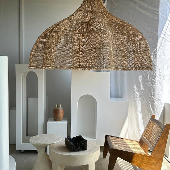 Office Objets - Wholesale Chandelier/Hanging Light - Immense rattan suspension in the shape of a flower, tulip, corolla H:1m; D:1m50104