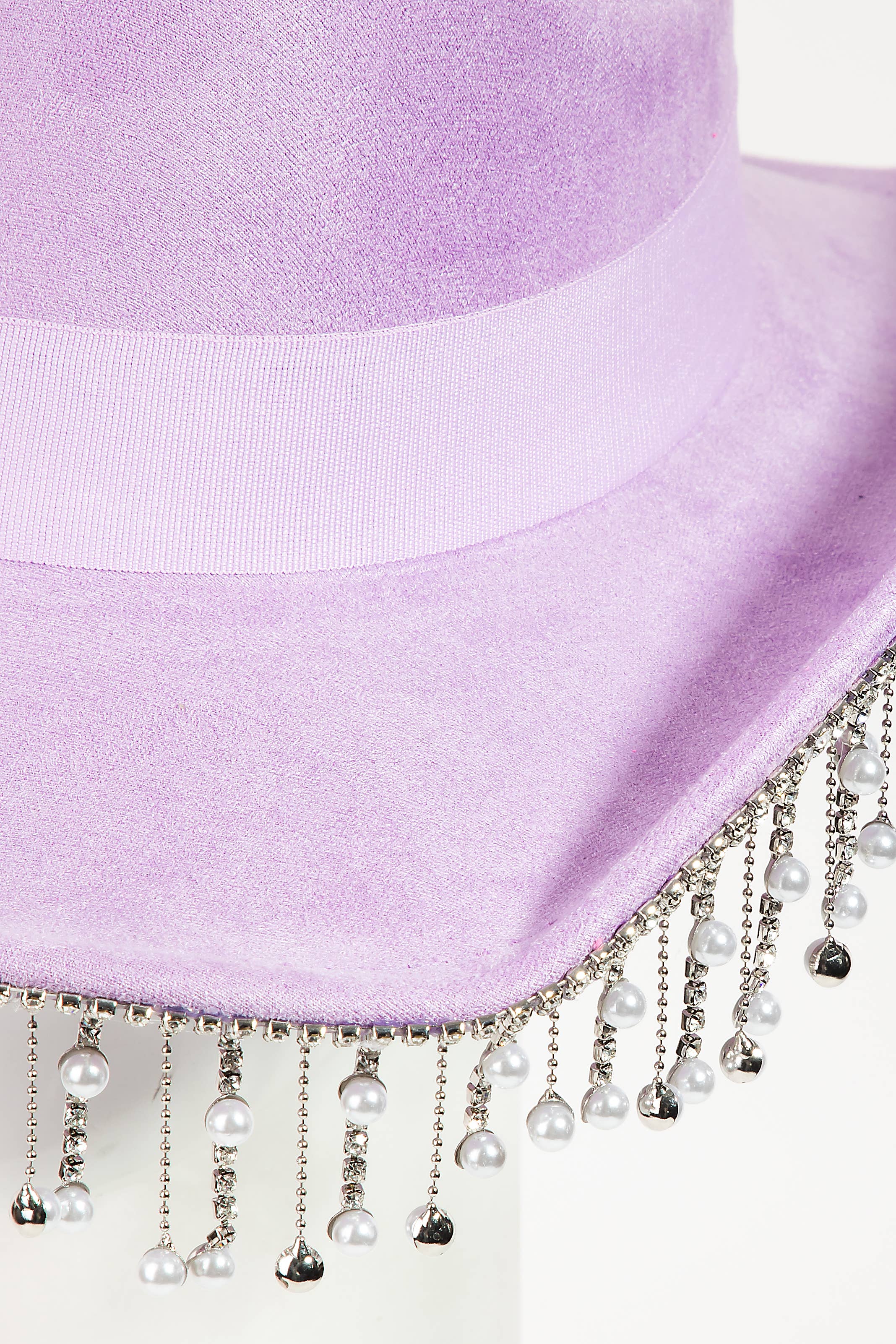 Collections by Fame Accessories – wholesale Cowboyhatt - Dam – Pärlhatt med strassfrans i västerländsk cowboystil5