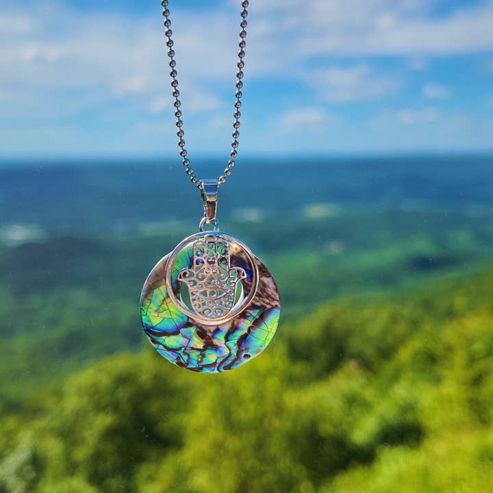 Ahimsa perle og Shell halskæde for engroshandel hos Peace Love Bling