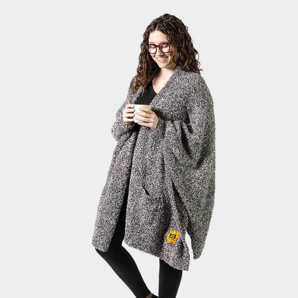 Big Blanket Co - Wholesale Robe - Unisex - Premier Plush™ Wrap11