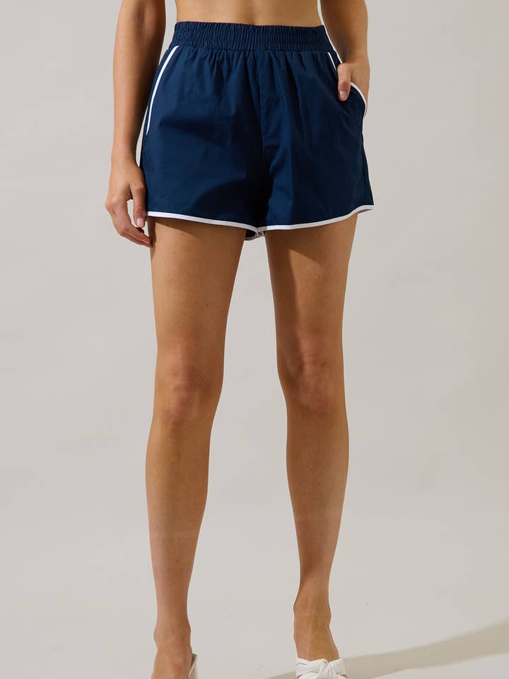 High-Waist-Shorts mit Segelboot‑Motiv für den Großhandel von Sugarlips