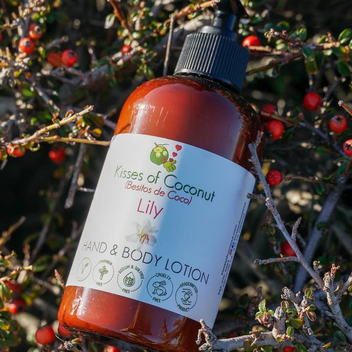 Lotion pour les mains et le corps Lily pour la vente par Kisses of Coconut