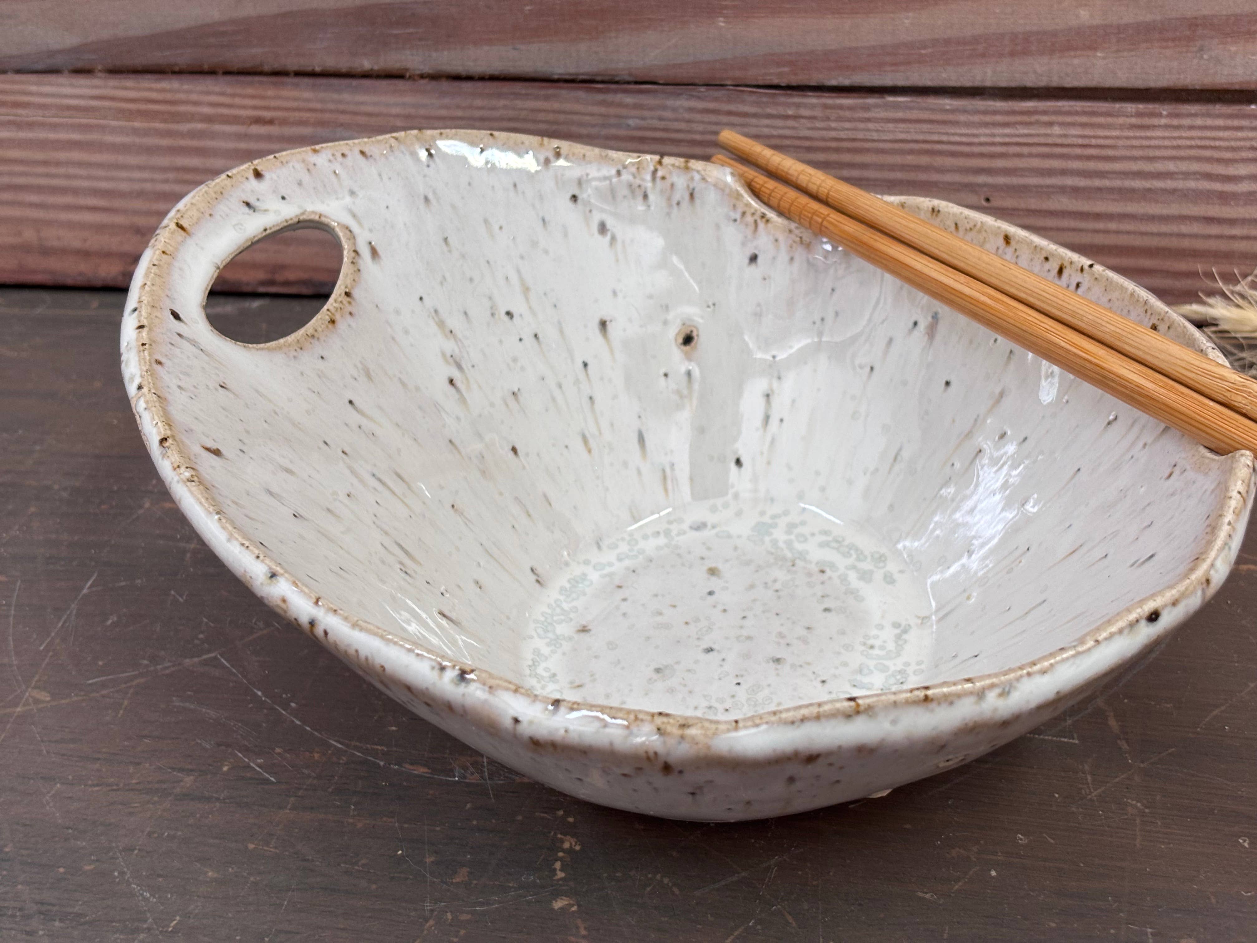 veronicaruizceramica - Wholesale Bowl - Artisanal ramen bowl with chopstick holder