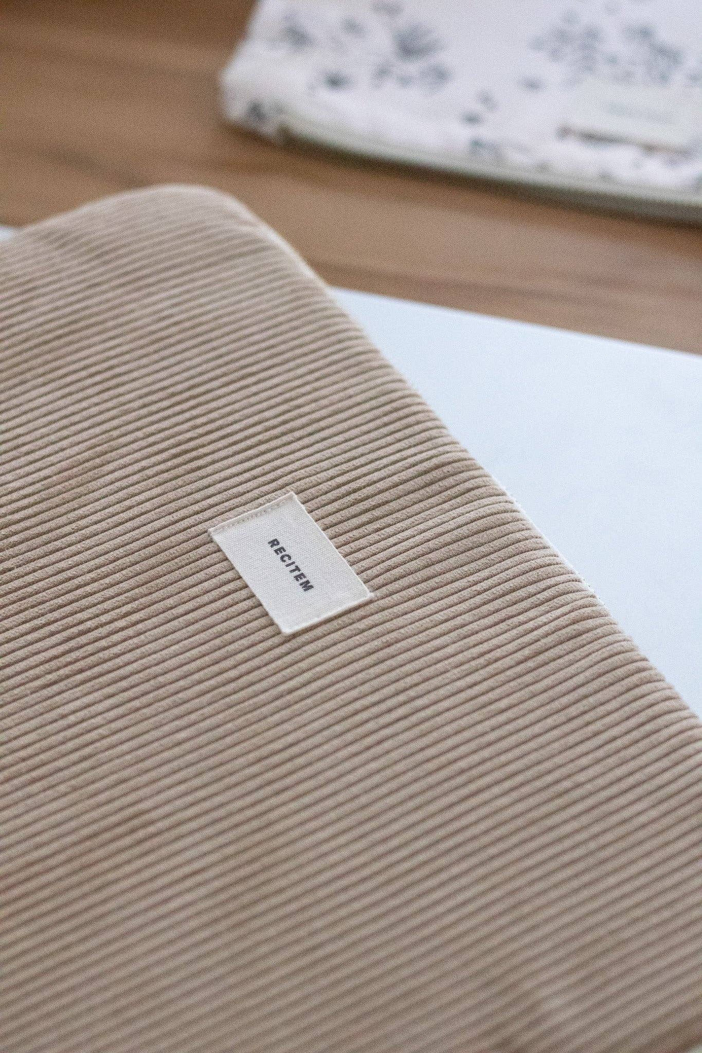 Recitem - Wholesale Laptop/Tablet Case - Unisex - Housse d'ordinateur Matéo3