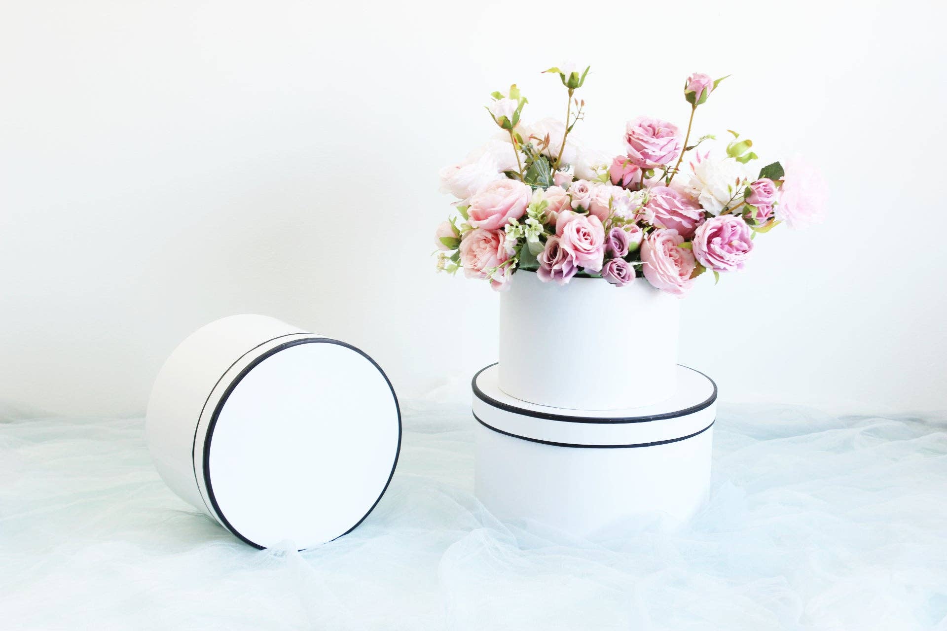 Elegant Design Supply - Wholesale Gift Box - French Inspired Round Flower Box11