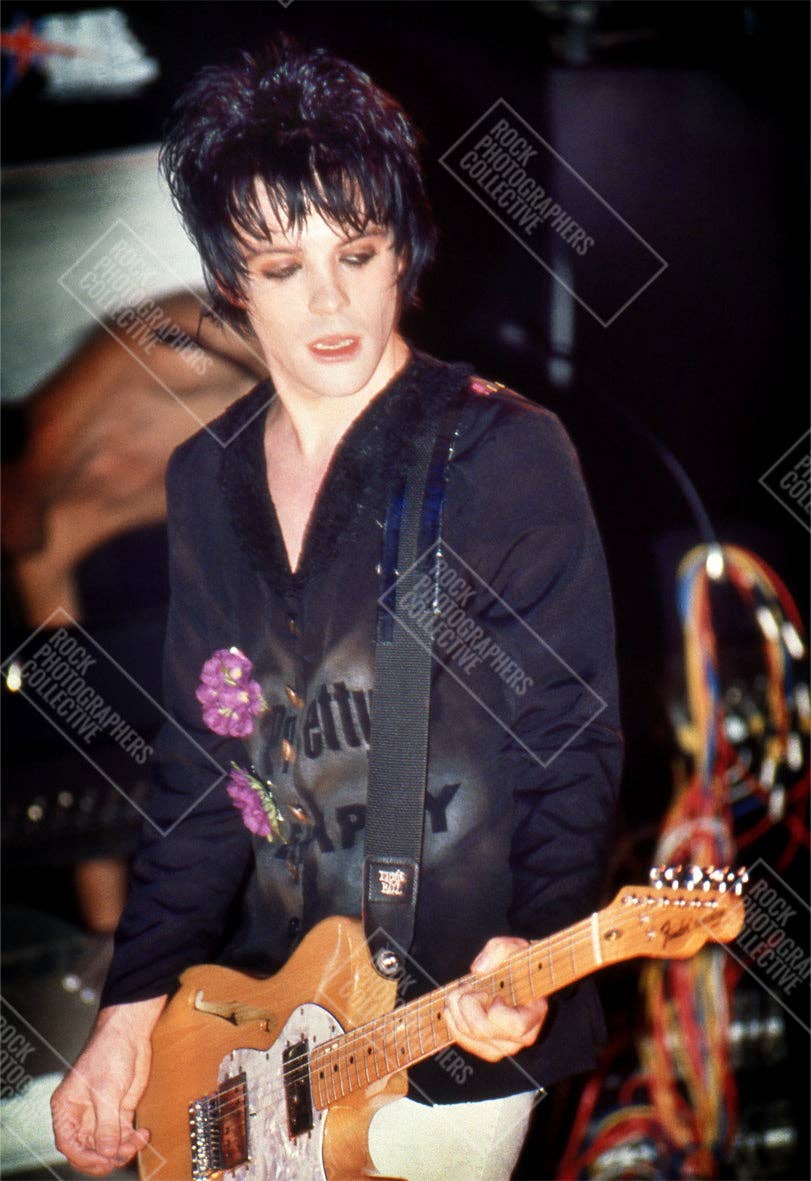 Rock Photographers Collective - Wholesale Screen Printed T-Shirt - Kids - Manic Street Preachers Richey Edwards Kids' T-Shirt1