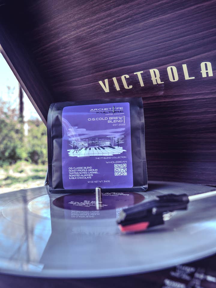 Mélange O.G. Cold Brew | Triple Origine Bio | Doux & Audacieux pour la vente par Archetype Kulture Coffee Roasters