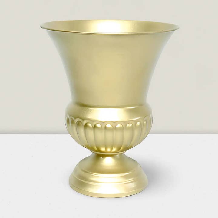 Urna de oro 10"Hx9"D para venta al por mayor de S.N.K. Home Decor