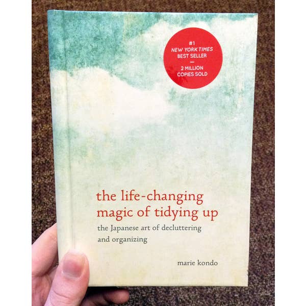 Magia del riordino che cambia la vita per la vendita all'ingrosso da parte di Microcosm Publishing & Distribution