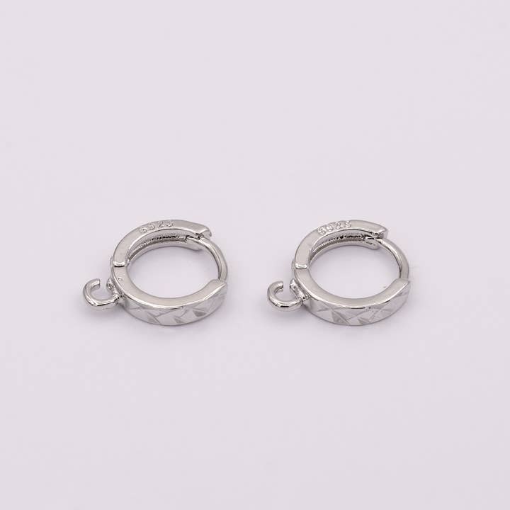 Aim Eternal - Wholesale Huggie Earrings - 12mm Silver Cartilage Open Loop Huggie Earrings Supply | Z-362