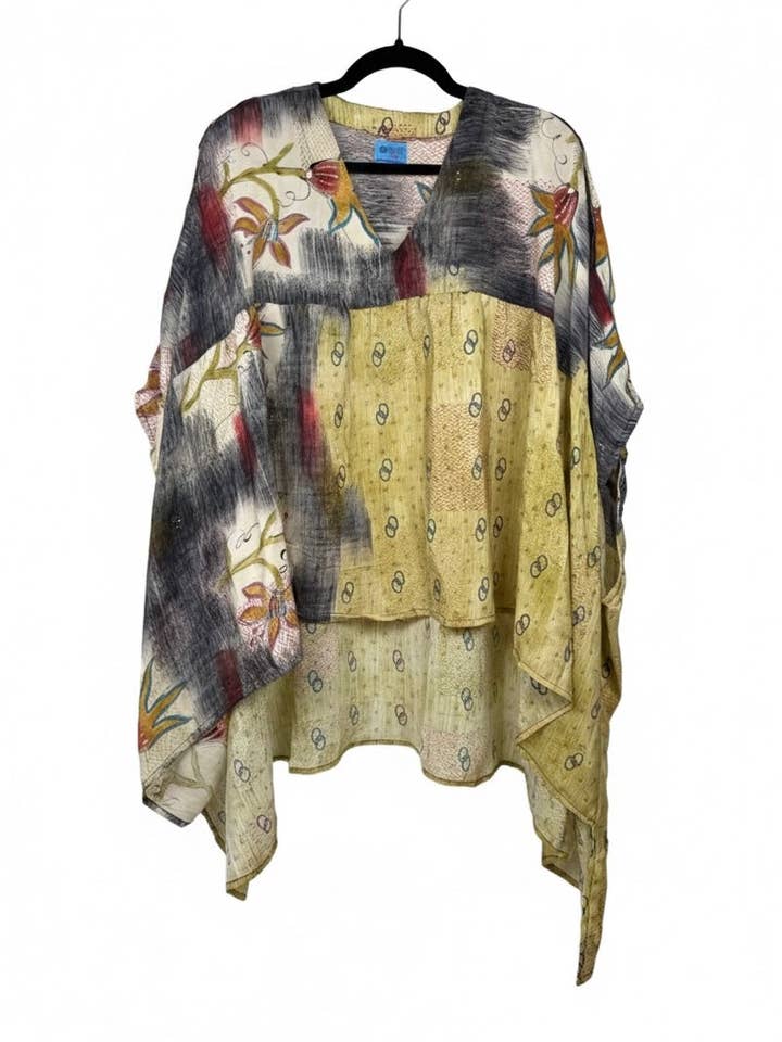 Griselda Flowy Seidentop 1000-24 für den Großhandel von She Lives Beauty