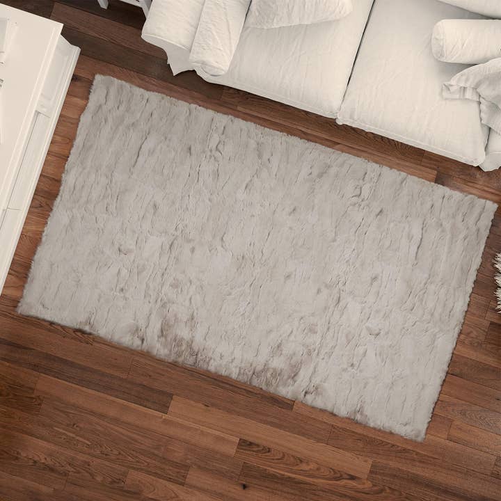 Luxury Light Grey Rabbit Fur Rug – Genuine Handmade Soft Carpet for Living Room & Bedroom for wholesale by Karelias And Sons