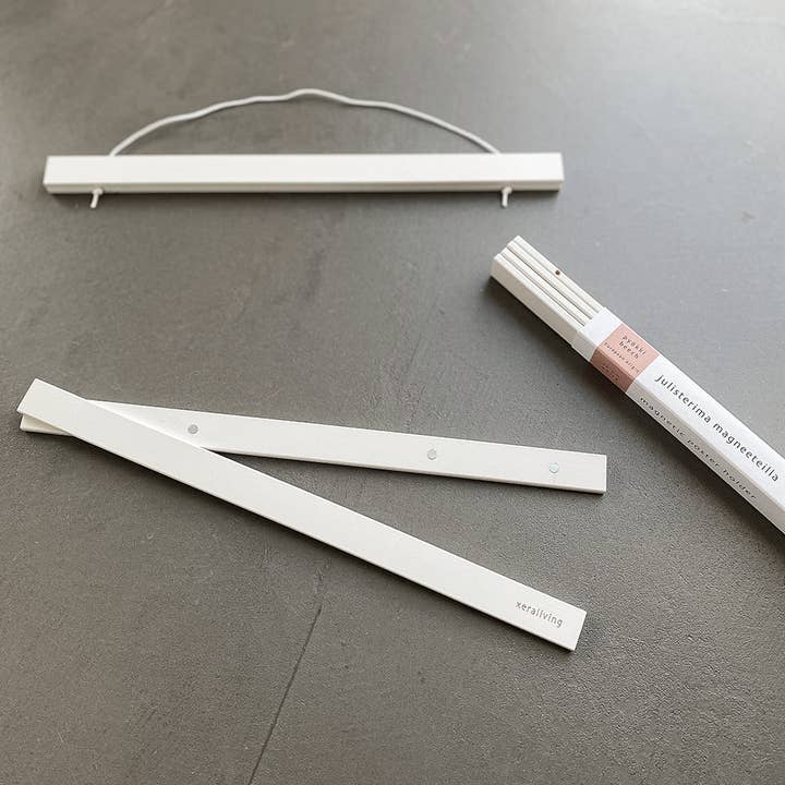 Xeraliving - Wholesale Poster - Magnetic poster hanger 31 cm5