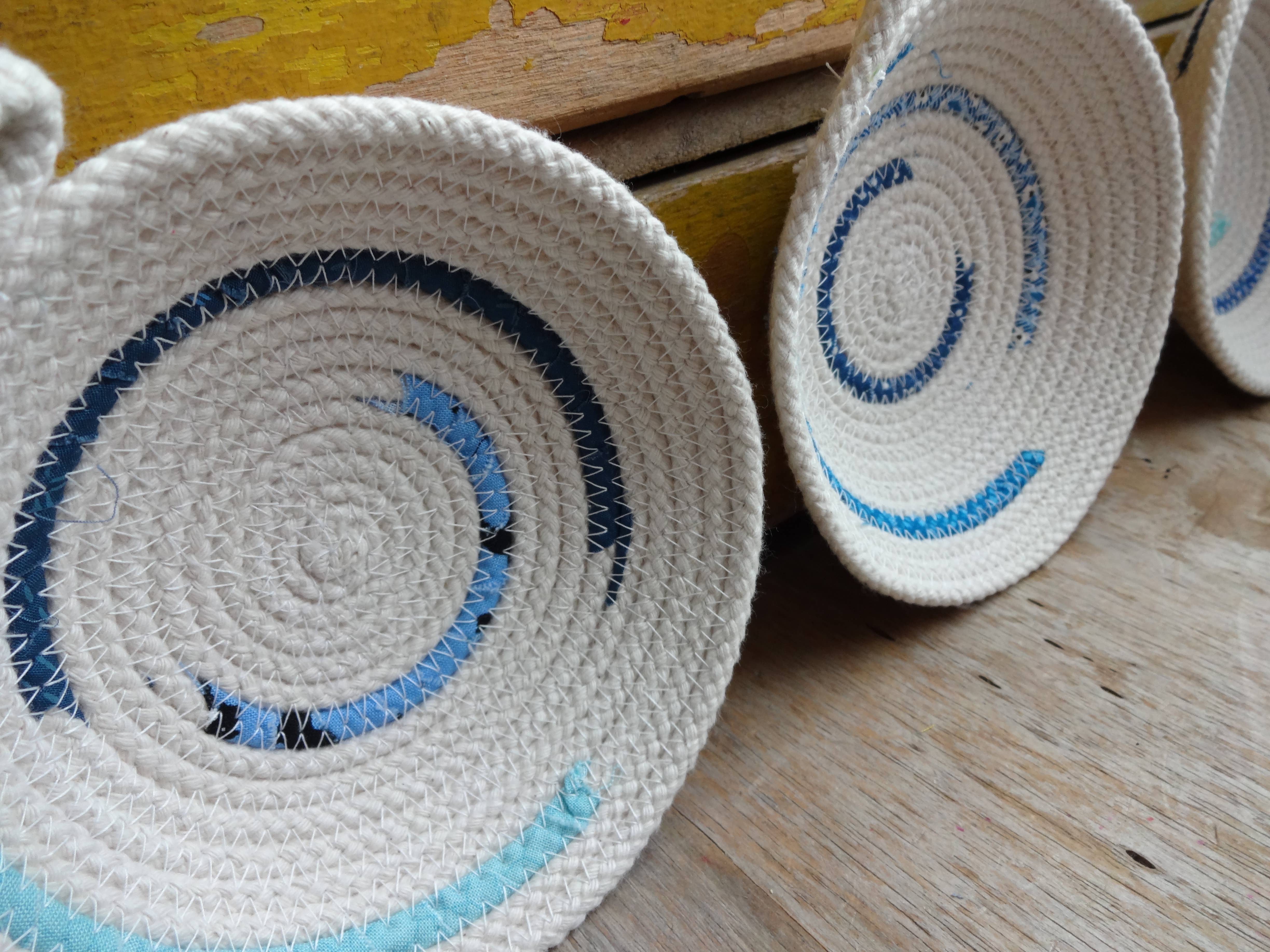 The Foxes Tail – wholesale Dekorativ tallrik/fat/skål – Tyg Wrapped Cotton Rope Bowl: Stor17