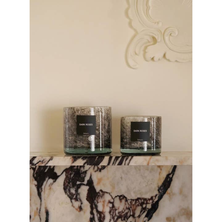 Beige Dark Roses - Scented Candle for wholesale on Faire2