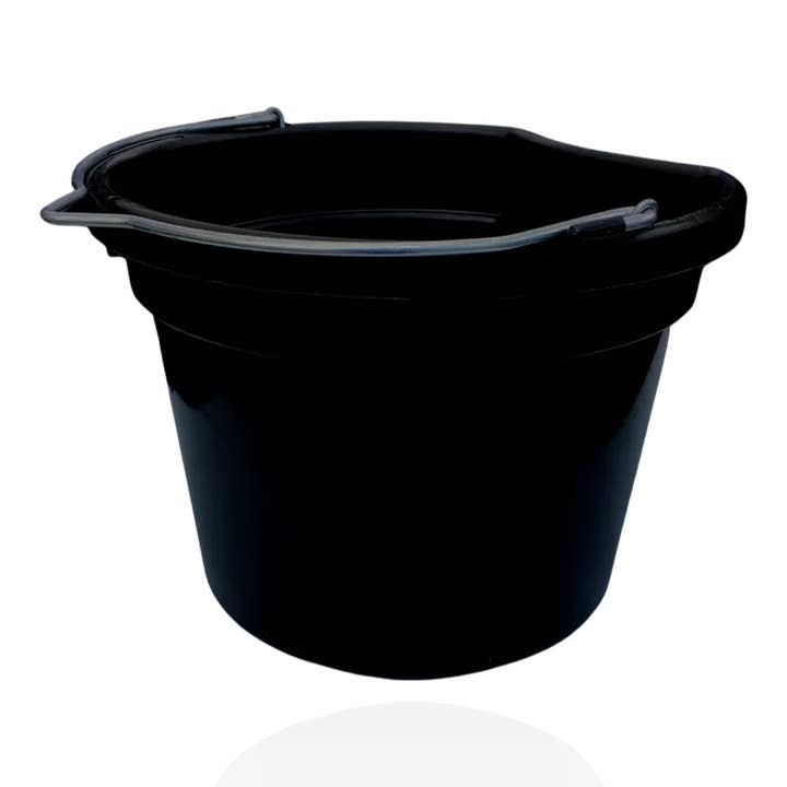 Bucket Flat Back 8 Quart #45564 for wholesale by Smart Horse Gear