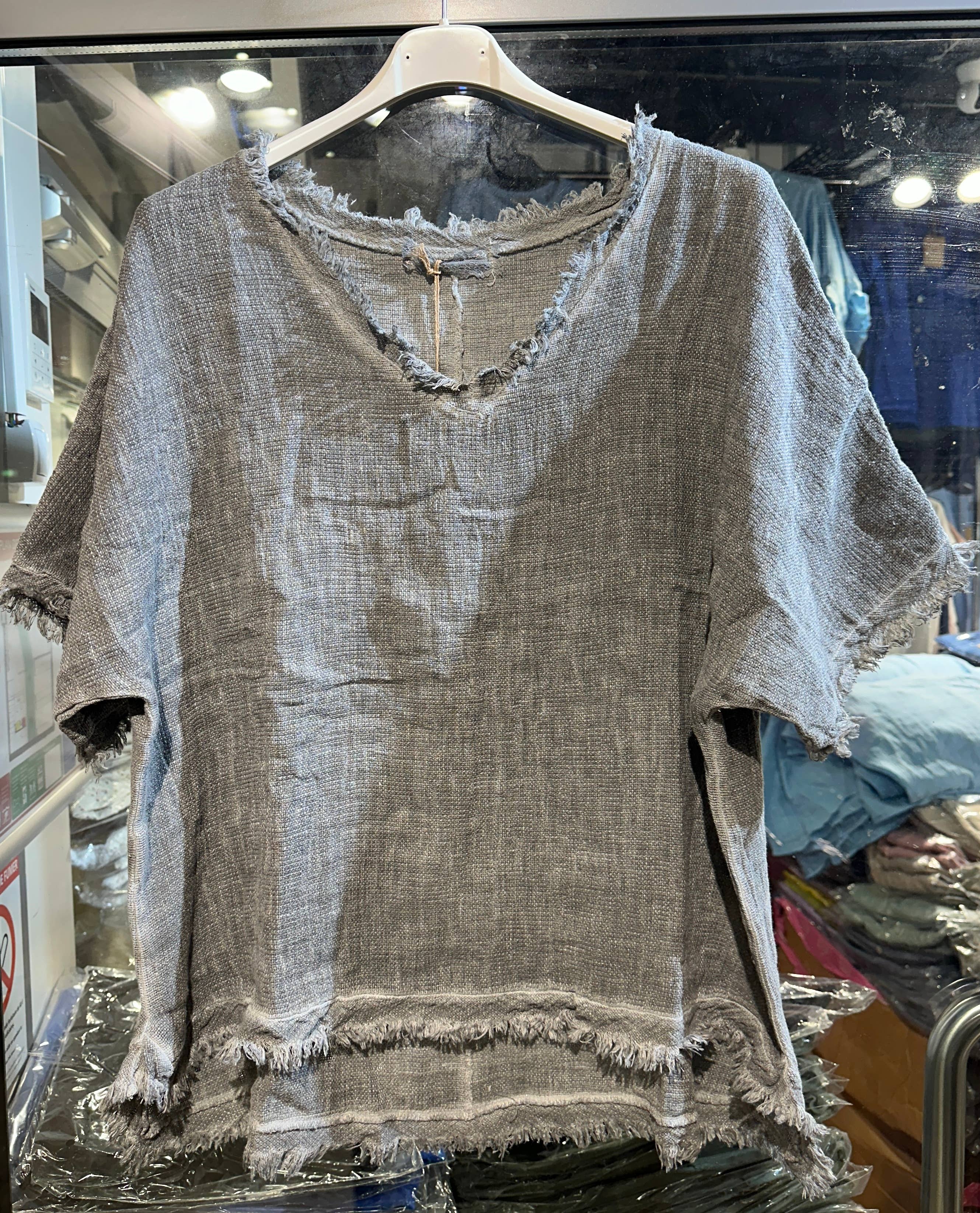 LÉA & LUC - Wholesale Blouse – Women’s - Plain blouse in 50% Linen and 50% Cotton REF. 982836
