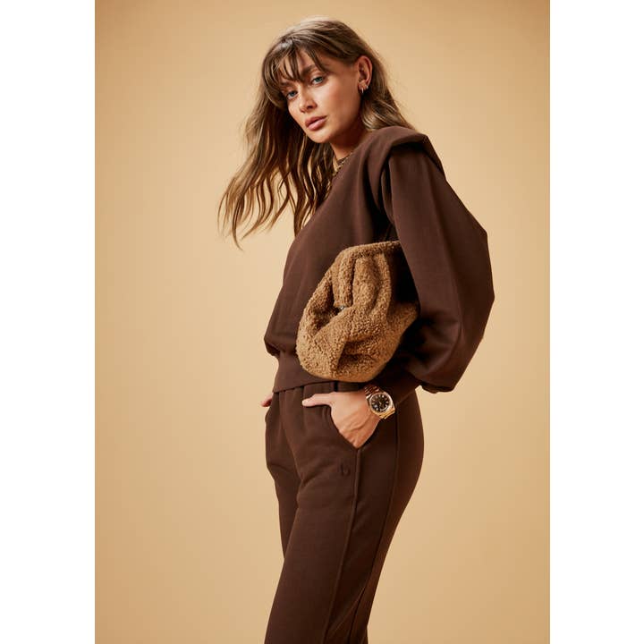 HALLE | Sweatshirt moka pour adulte pour la vente par Bow and Bo