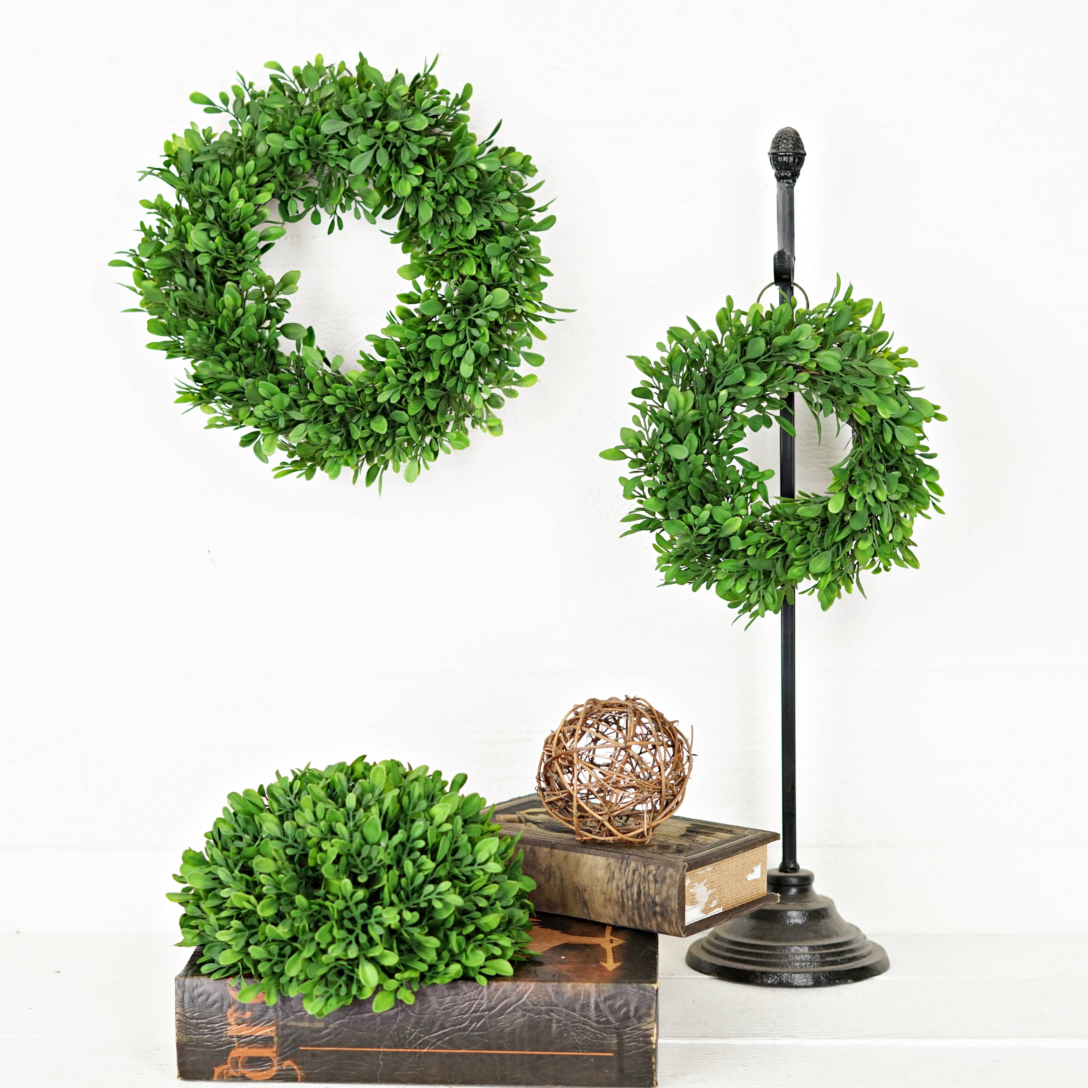 Two Ten Original LLC - Wholesale Artificial Plant - Evergreen Boxwood Half Sphere-10inDx5.5H6