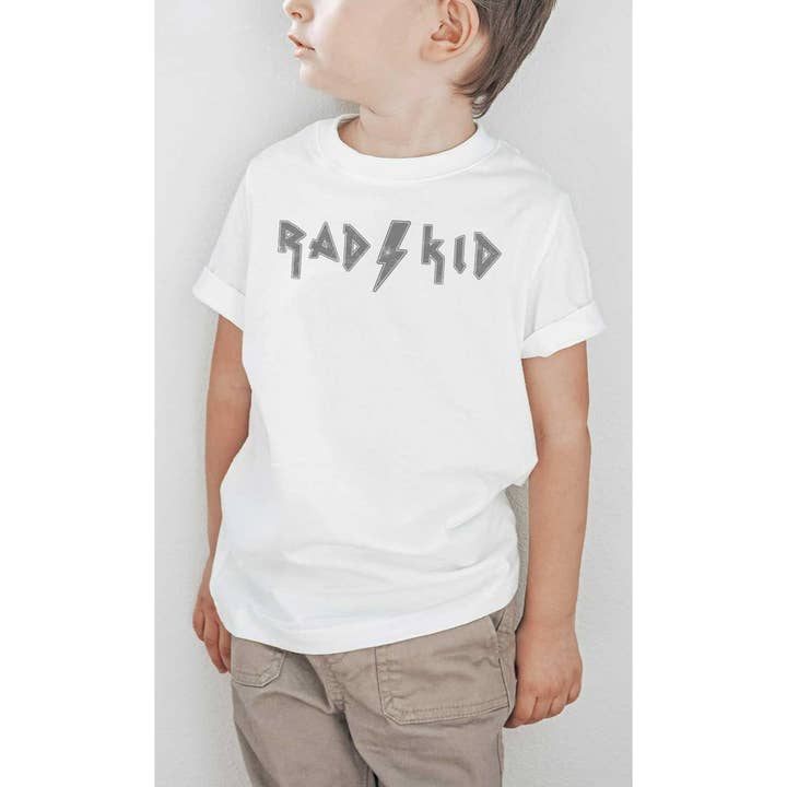 Retro Kid Grafisk Tee for engroshandel hos Kids By Kissed Apparel