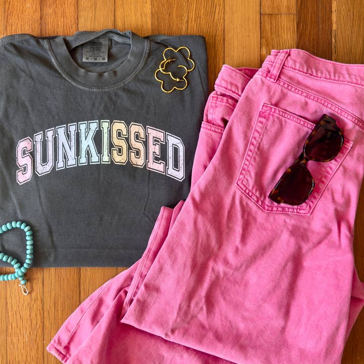 T-shirt à manches courtes ensoleillé pour la vente par Knox + Nell