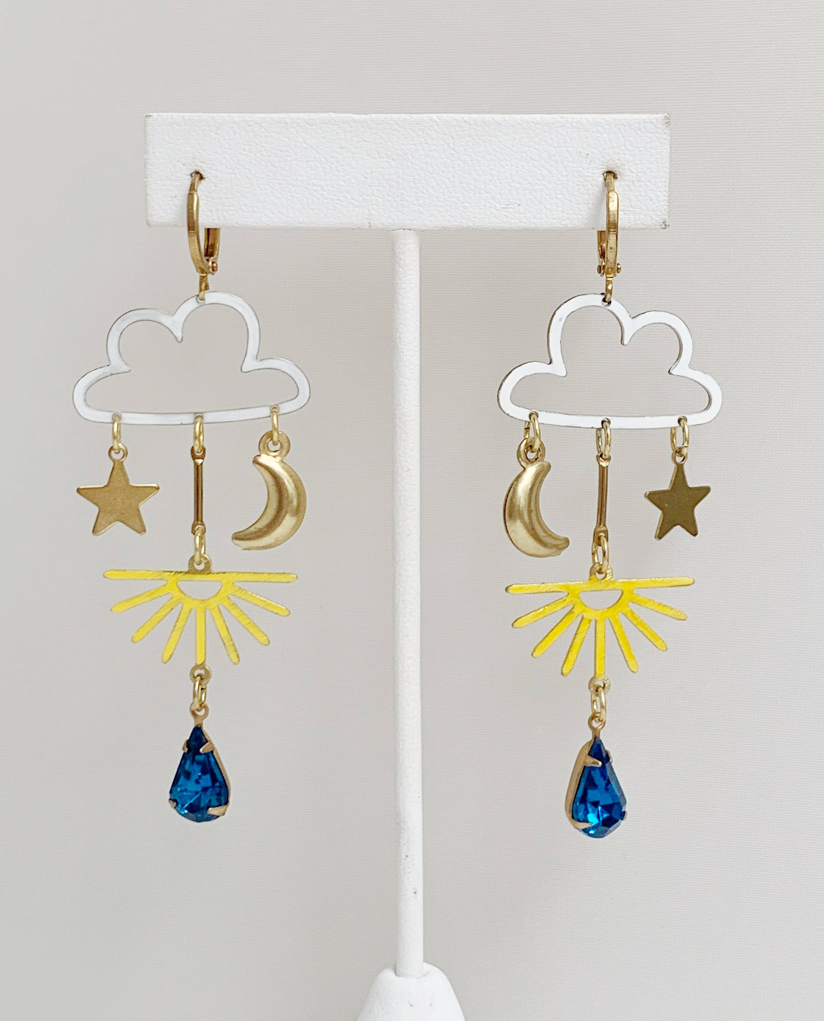 Bou Cou – wholesale Dangle earrings – Beautiful Sky Brass Dangle Earrings with Cloud Cluster Drops1