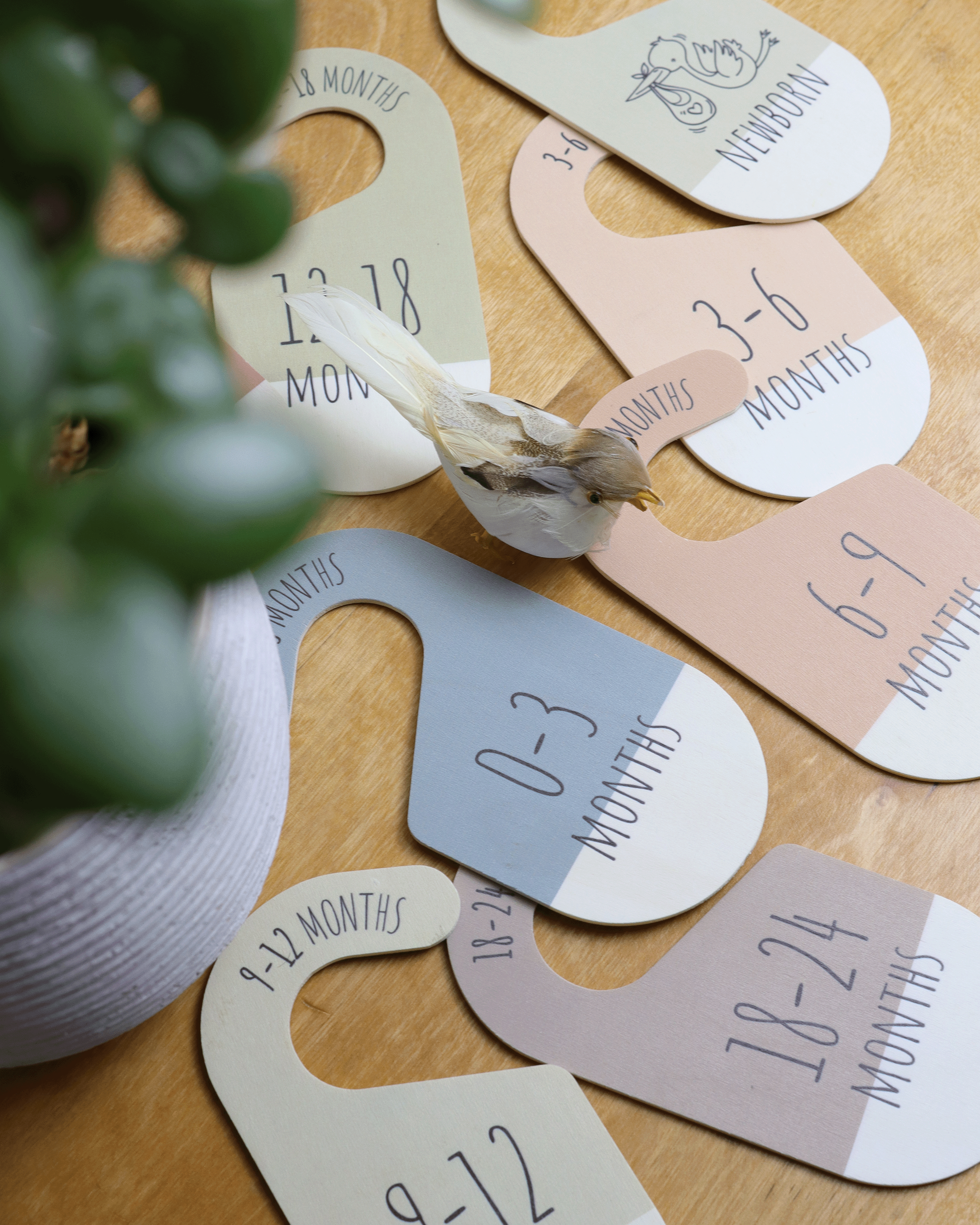 Leib Games – Cabides por atacado – Divisores de Madeira para Guarda-Roupas de Bebê, Organizadores para Armário Infantil5