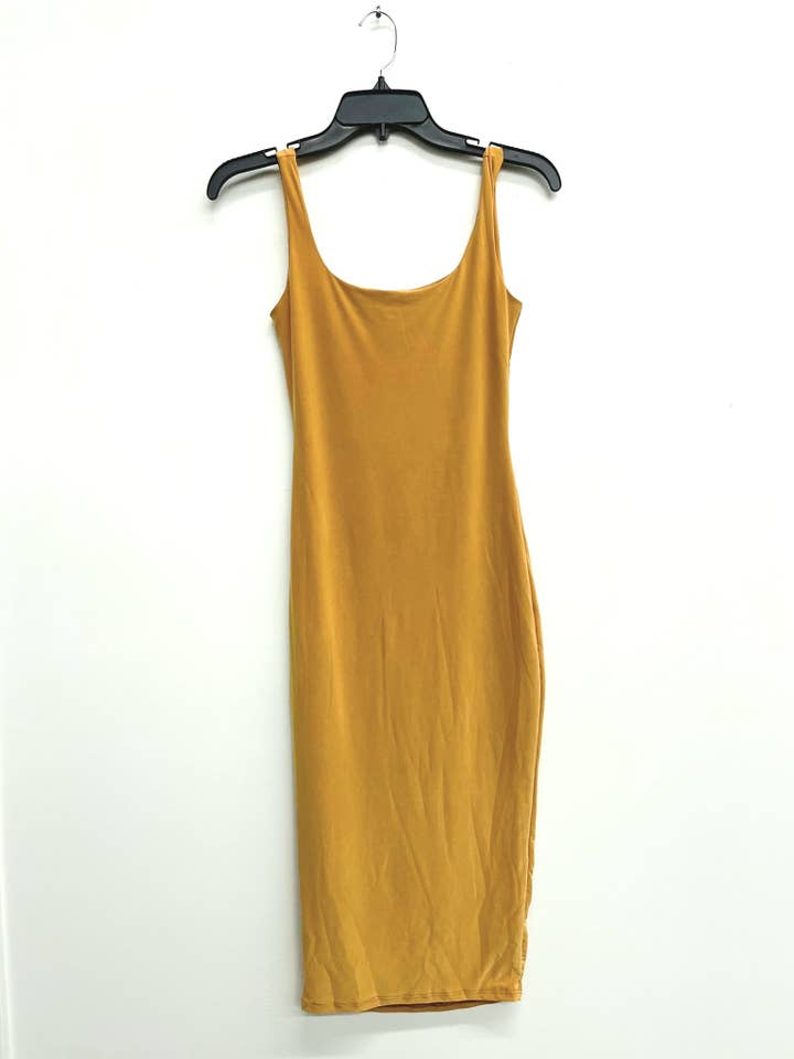 Uptown Apparel - Wholesale Dress - Women's - D11036 Tank Double Layer Midi Dress21